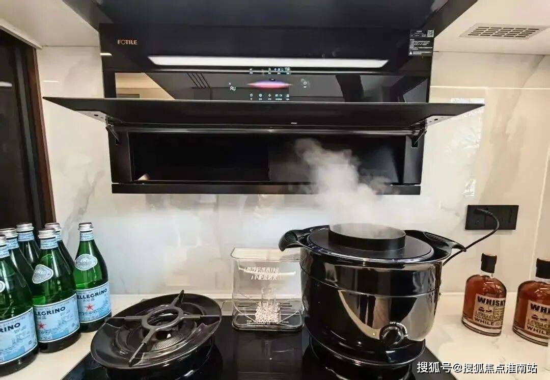 盘百科→首页网站→楼盘测评→中心百科→首页网站24小时热线九游会j9登录中环铂樾售楼处电话→中环铂樾售楼中心电话→楼(图21)